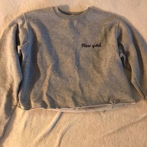 Grey cropped sweatshirt